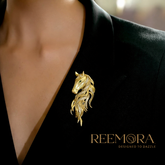 Majestic Horse Head Gold Brooch